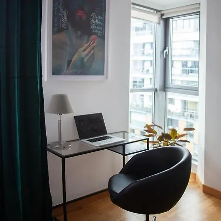 Oomph Skyline 3bdr Retreat With Ac Apartment *