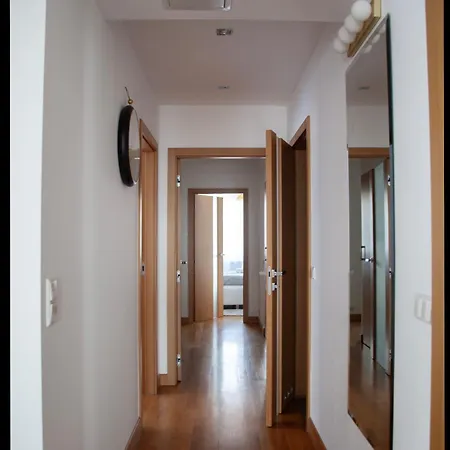 Oomph Skyline 3bdr Retreat With Ac Apartment