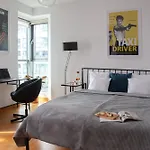 Oomph Skyline 3bdr Retreat With Ac