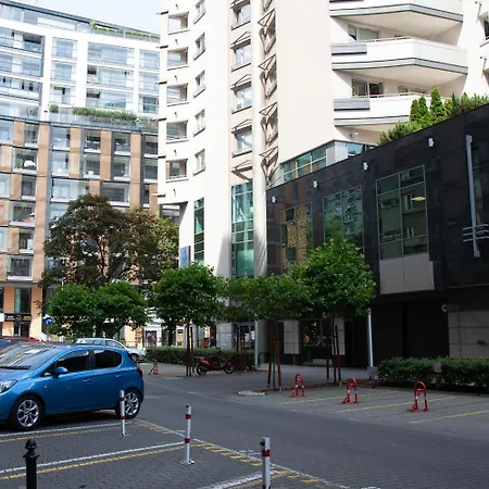 Appartement Oomph Skyline 3bdr Retreat With Ac Varsovie