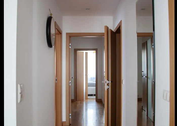 Oomph Skyline 3bdr Retreat With Ac Lejlighed