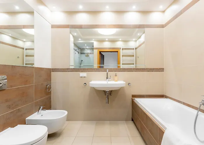 Oomph Skyline 3bdr Retreat With Ac Lejlighed