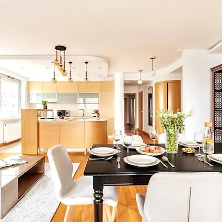 Oomph Skyline 3bdr Retreat With Ac *