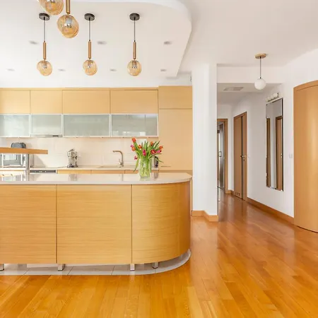 Daire Oomph Skyline 3bdr Retreat With Ac